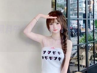 17c黑料中心官网：今天你吃瓜了吗？