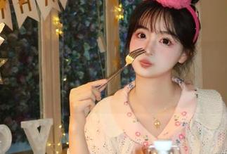 17吃瓜官网黑料大揭秘，下载后才能亲自感受哦！