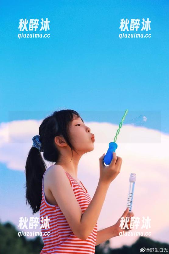 解锁17吃瓜网苹果版，家里的八卦小天后准备好要起飞了！