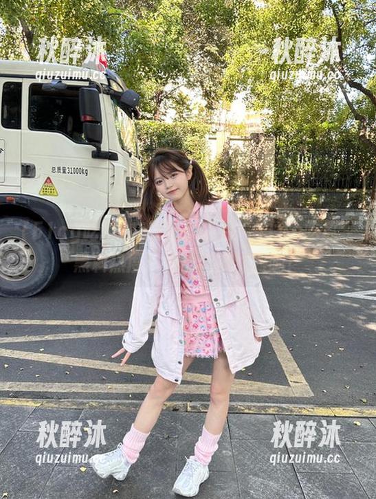 51cg吃瓜 在线欢迎来到“51cg吃瓜”黑料热度!小心别被炸到哟!