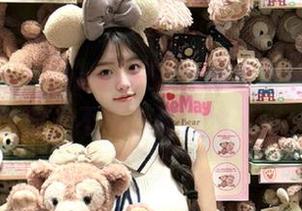 在www.51吃瓜苹果版上滑动时，不小心流口水了…