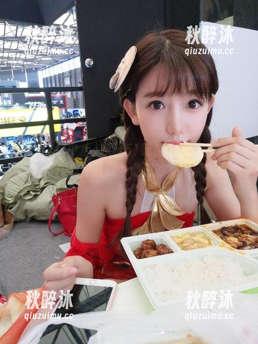 观看51吃瓜中心这些明星的操作，心里默默为他们的戏精精神点个赞！