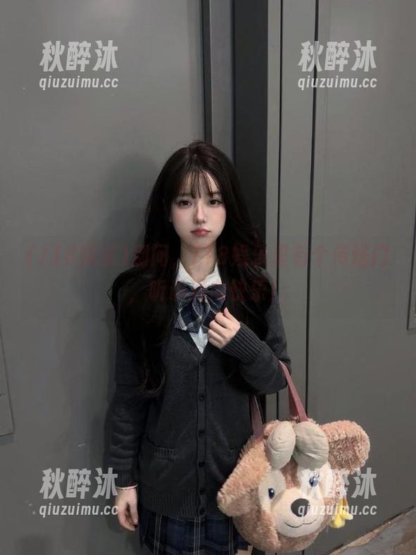 别问，718娱乐里有个传送门，听说通向快乐！