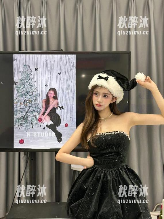 www.51cgfun的网页，让我从早到晚都在“填充”小料，脑细胞被耗尽了。