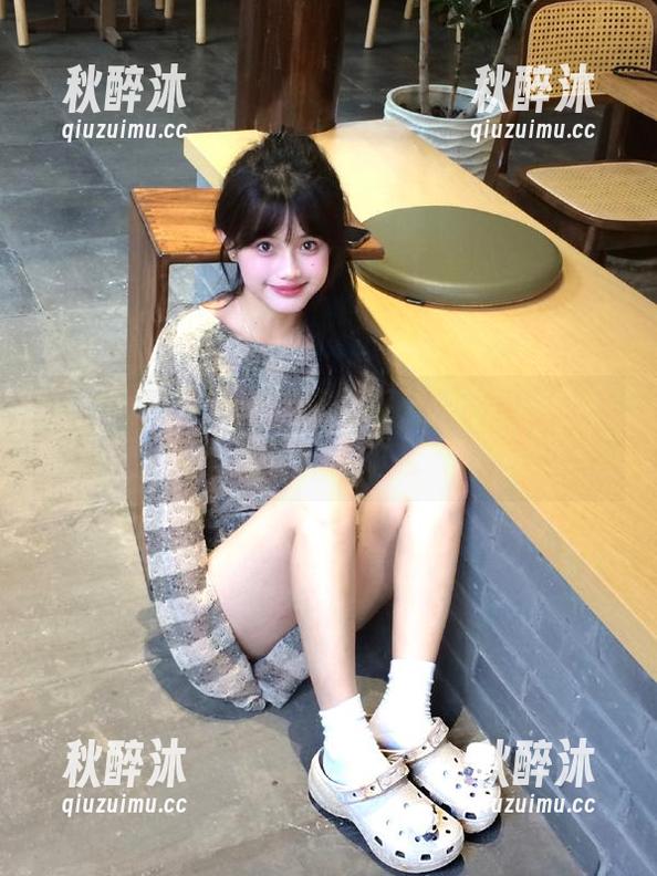 当我点开吃瓜列表的视频，心里咯噔一下...