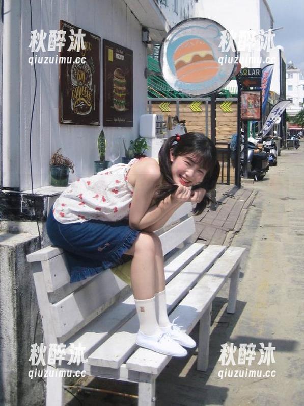 黑料第1页，吾爱吃瓜只用一键免费解锁！