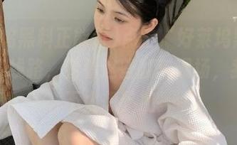 点击“好莱坞黑料正能量”线路，看看这些翻车现场，我果然不太想参加。