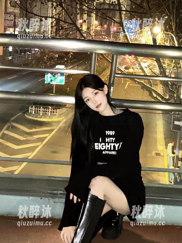 当你在“我爱吃瓜51”上遇到让人想跌倒的视频，感觉来自星星的瓜。。。