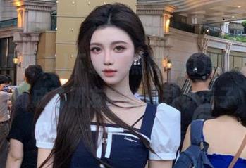 下载“黑料不打洋”后，瞬间成了朋友圈的八卦小王子