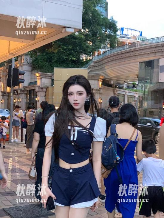 下载“黑料不打洋”后，瞬间成了朋友圈的八卦小王子