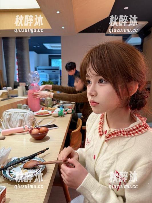 收到了“黑料不打烊”免费“正能量”app的推送，是要我在事态失控时也能心平气和吗？