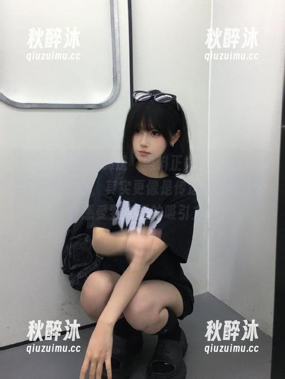 说是“黑料正能量index·php”的入口，其实更像是传送门，马上就能感受到奇怪的吸引力～