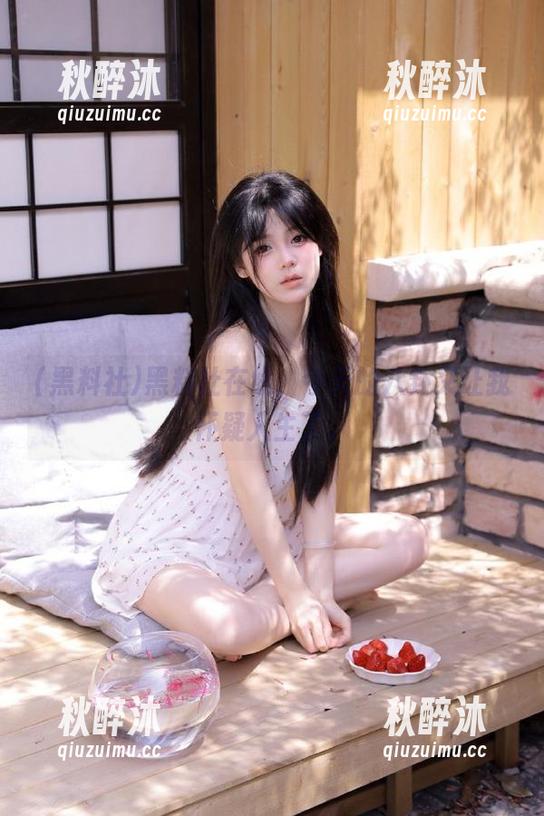 黑料社在线，今天的八卦又让我怀疑人生了。