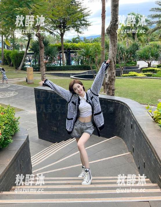 在线打卡！黑料社区更新，最新八卦又来了，别让它溜了！